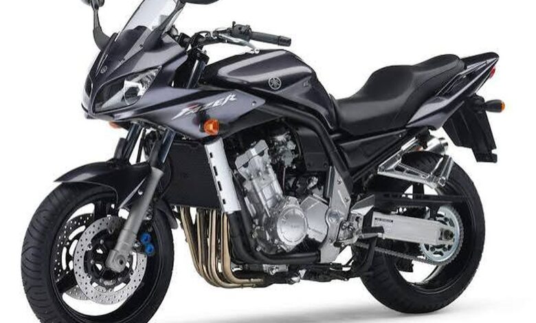 Selisih Harga Tipis, Suzuki Gixxer Tawarkan Tenaga Lebih Besar dari FZ-S Fi